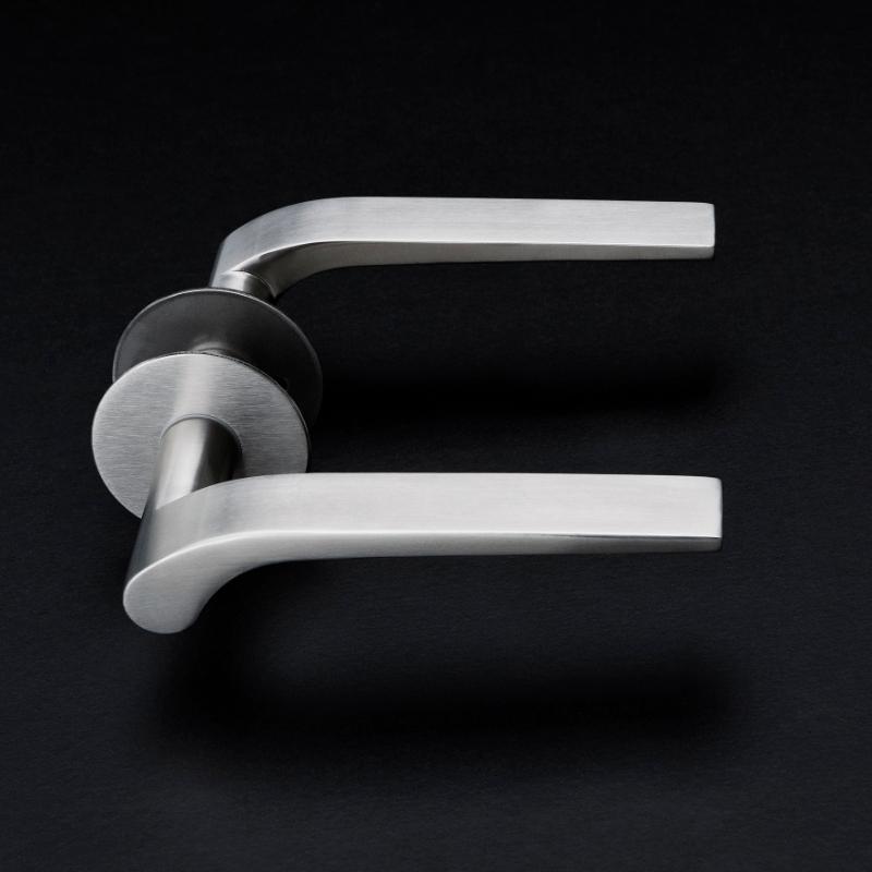 0625-0632 Dørgreb m.roset